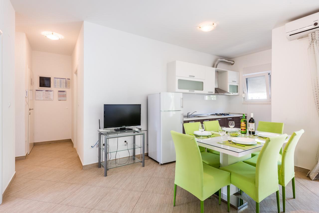 Apartments Marko โปดสตรานา ภายนอก รูปภาพ