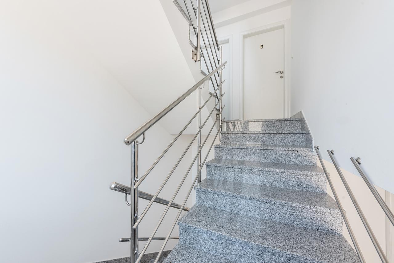 Apartments Marko โปดสตรานา ภายนอก รูปภาพ
